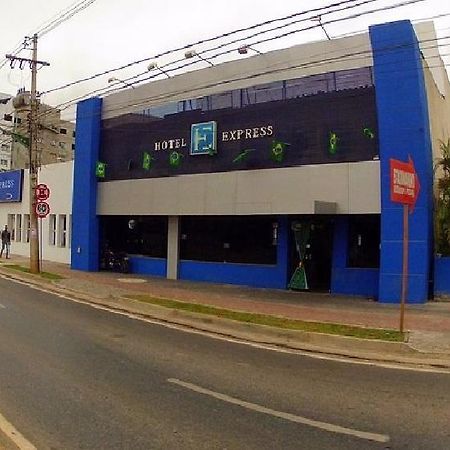 Hotel Express - Leva E Busca No Aeroporto Gratis 24 Horas Várzea Grande Exteriör bild
