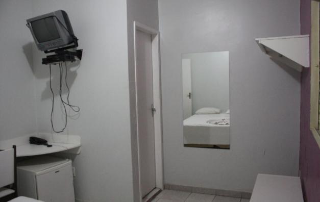 Hotel Express - Leva E Busca No Aeroporto Gratis 24 Horas Várzea Grande Exteriör bild