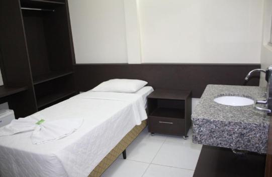 Hotel Express - Leva E Busca No Aeroporto Gratis 24 Horas Várzea Grande Exteriör bild