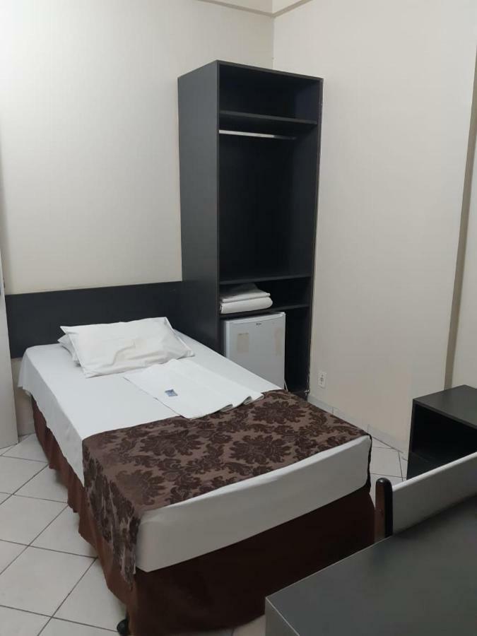 Hotel Express - Leva E Busca No Aeroporto Gratis 24 Horas Várzea Grande Exteriör bild