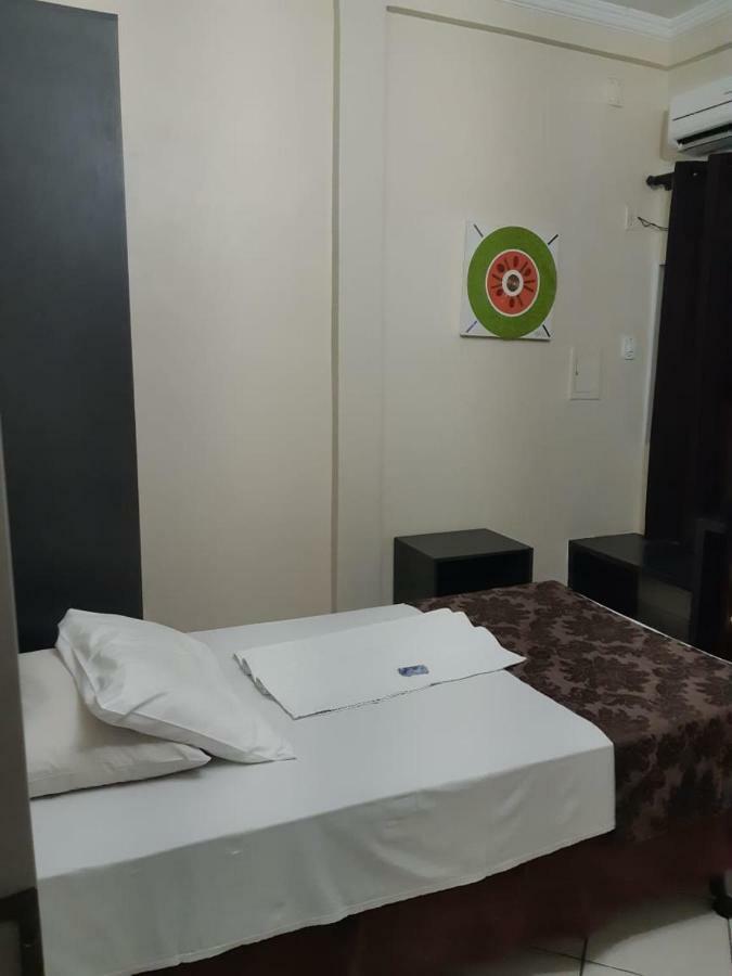 Hotel Express - Leva E Busca No Aeroporto Gratis 24 Horas Várzea Grande Exteriör bild